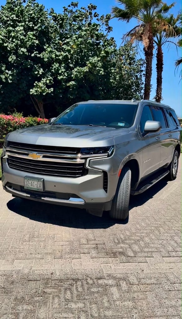 Alemans Chevrolet Suburban at a Los Cabos resort